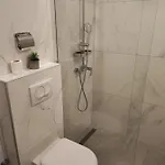 Eda Pula